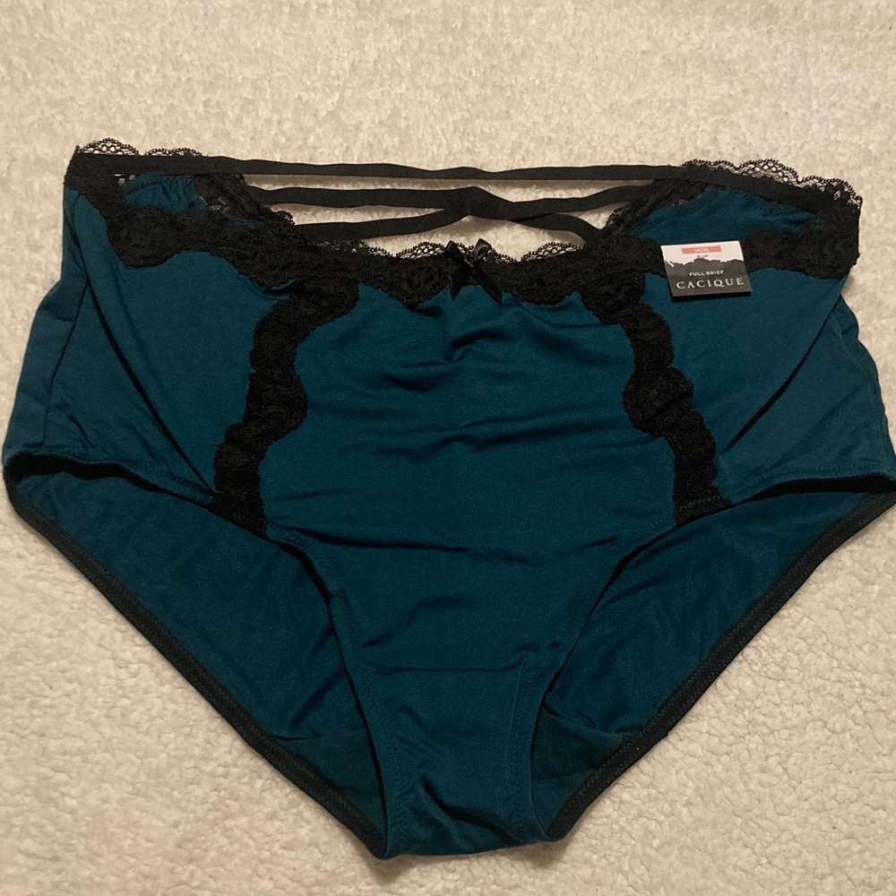 NWT Cacique Deep Teal Panties with Black Lace and criss cross back Size 14/16